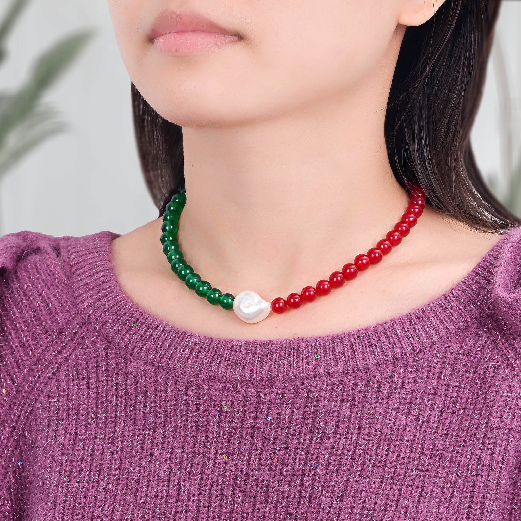 Winterberry Christmas Pearl Necklace