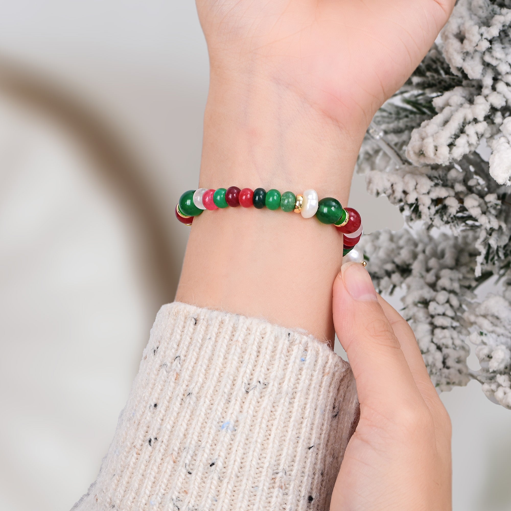 Christmas Glow Pearl Bracelet