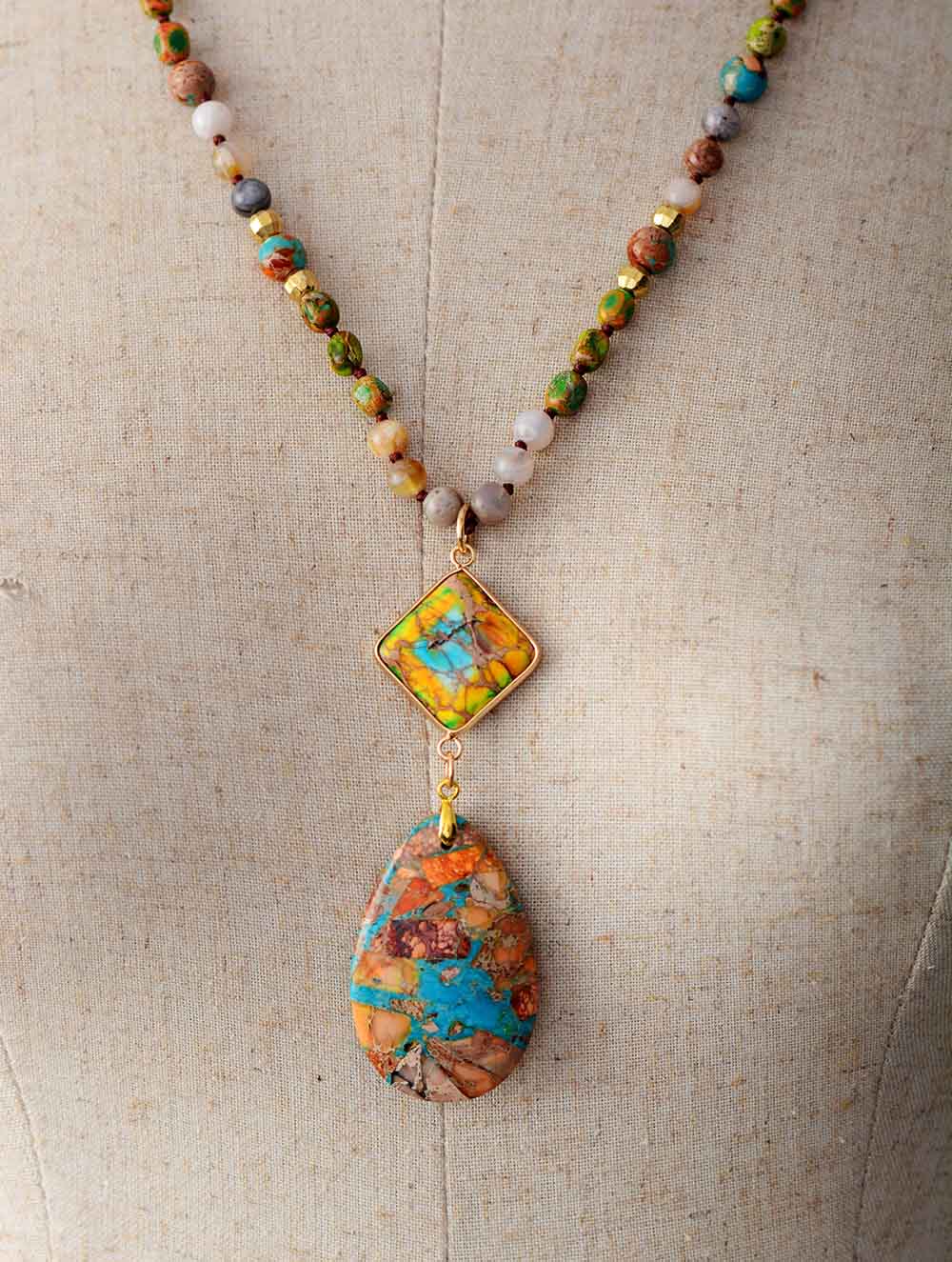 Intense Jasper Spiritual Necklace - Luulink