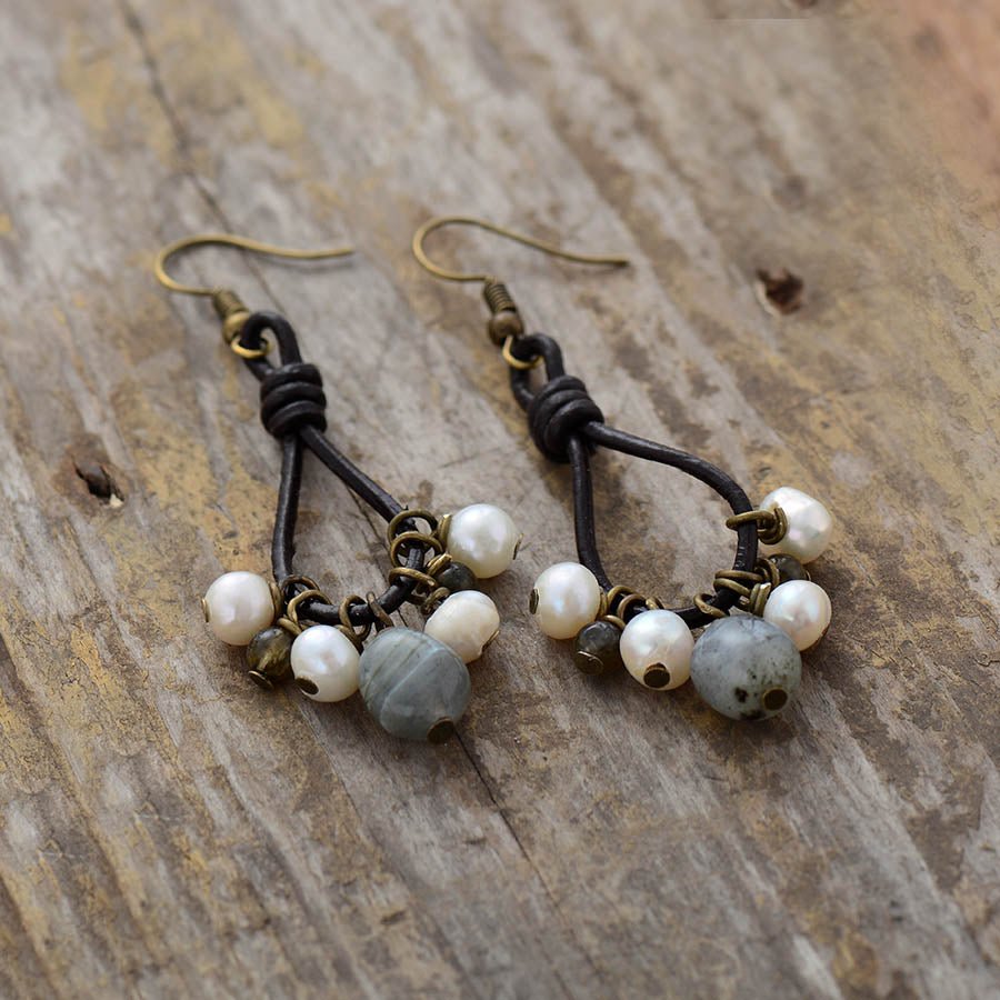 Pearls & Labradorite Leather Earrings - Luulink